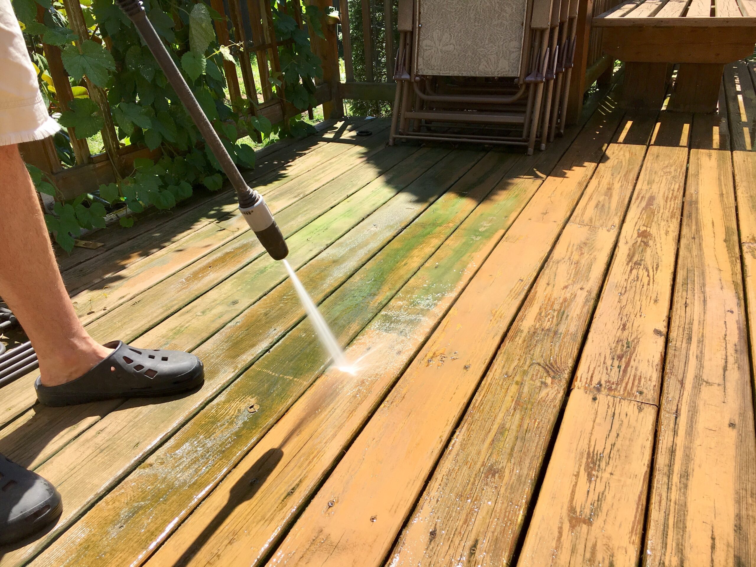 Summer Siding Clean-Up